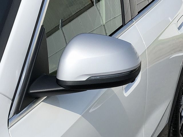 U11 iX1 xDrive30