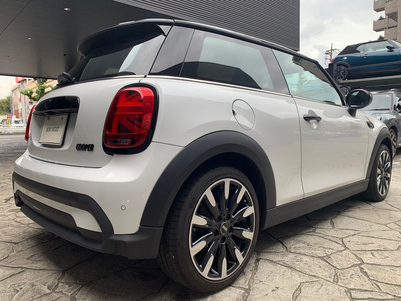 MINI Cooper F56 RHD