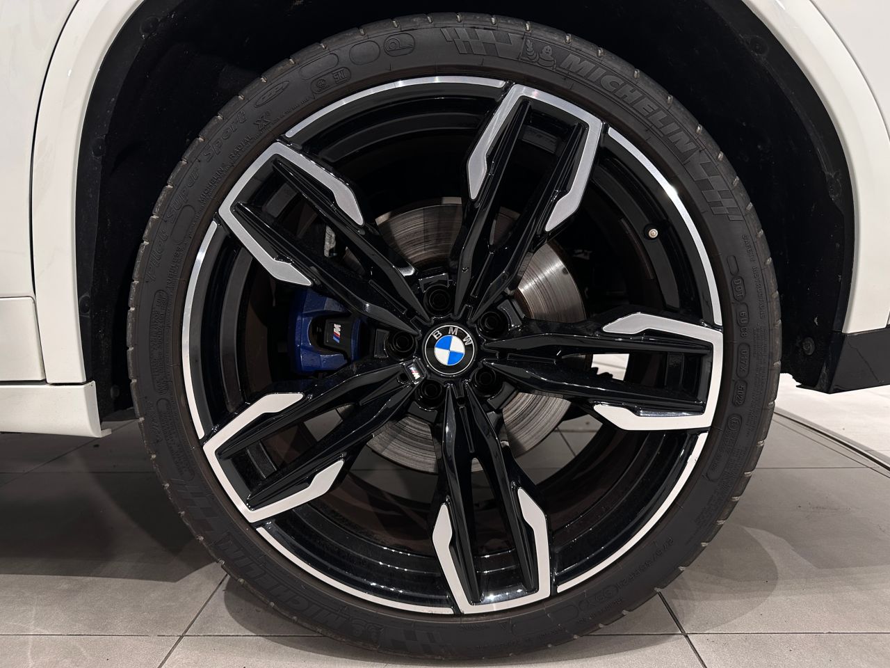 G02 X4 M40i RHD LCI
