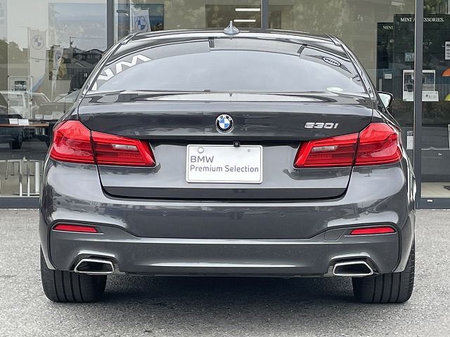 530I