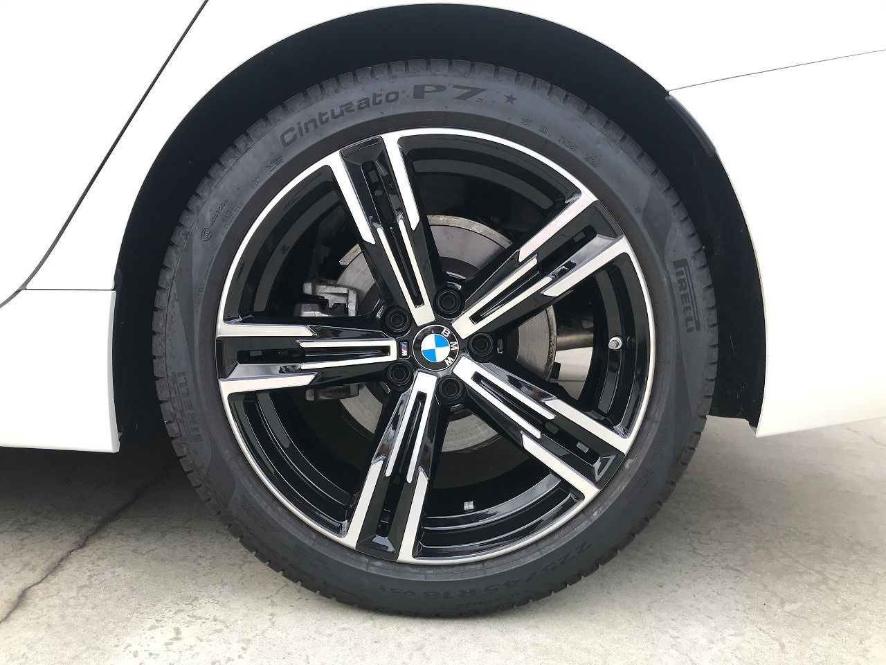 320d xDrive Berline RHD