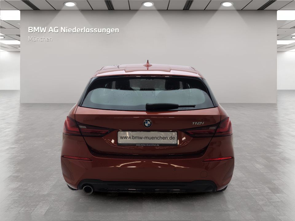 BMW 118