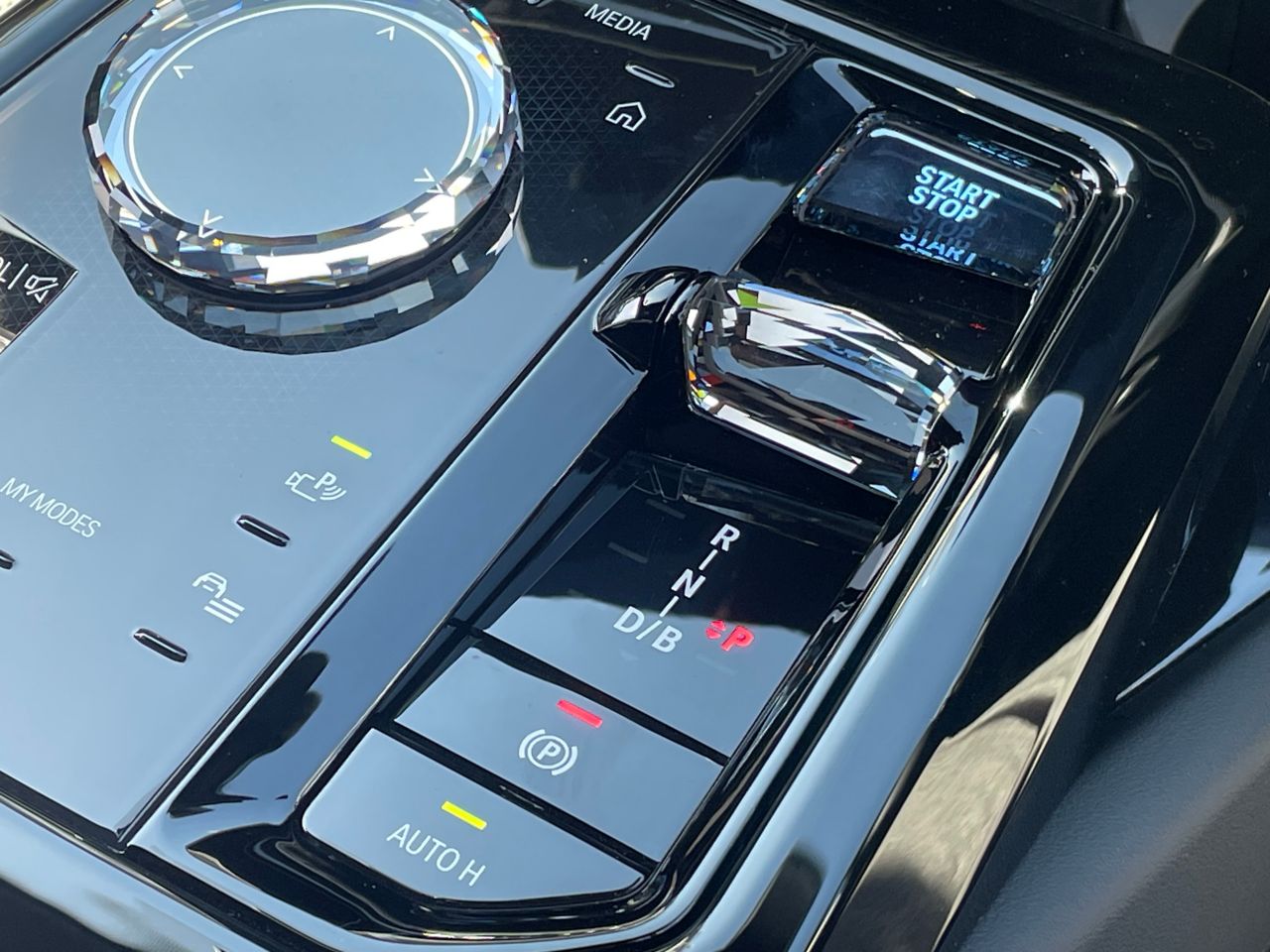 BMW i5 M60 xDrive Sedan RHD