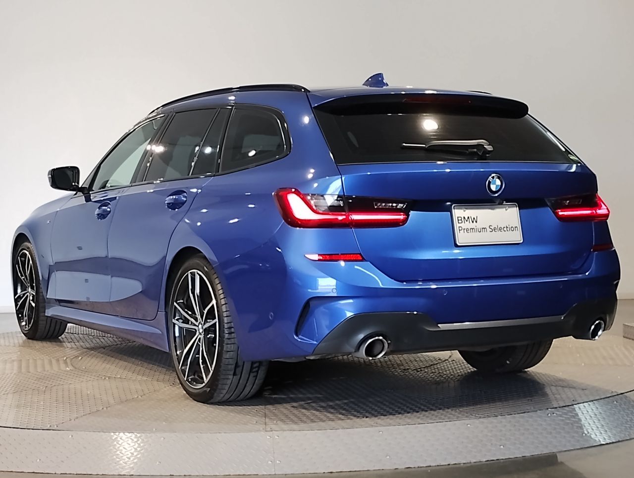 G21 320i RHD