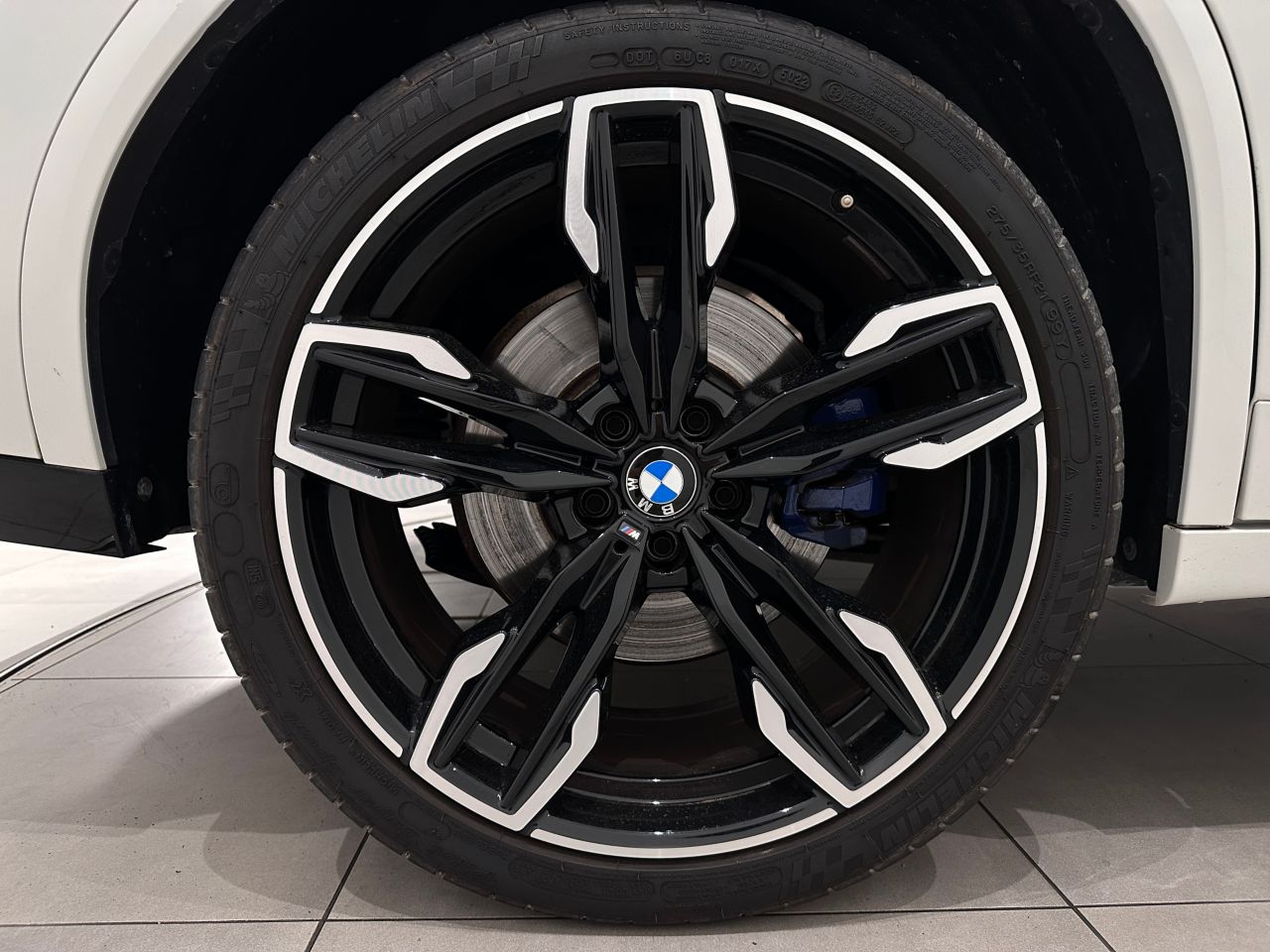 G02 X4 M40i RHD LCI
