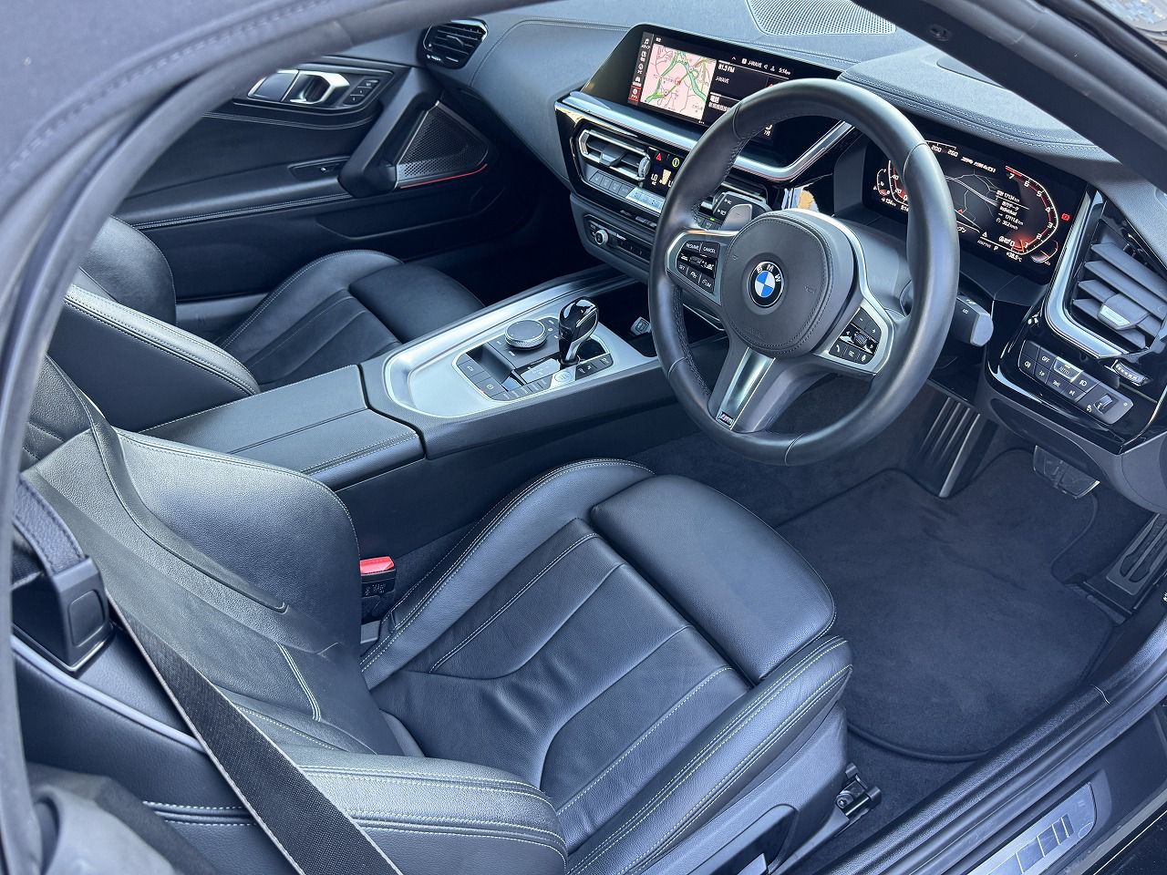 G29 Z4 M40i RHD