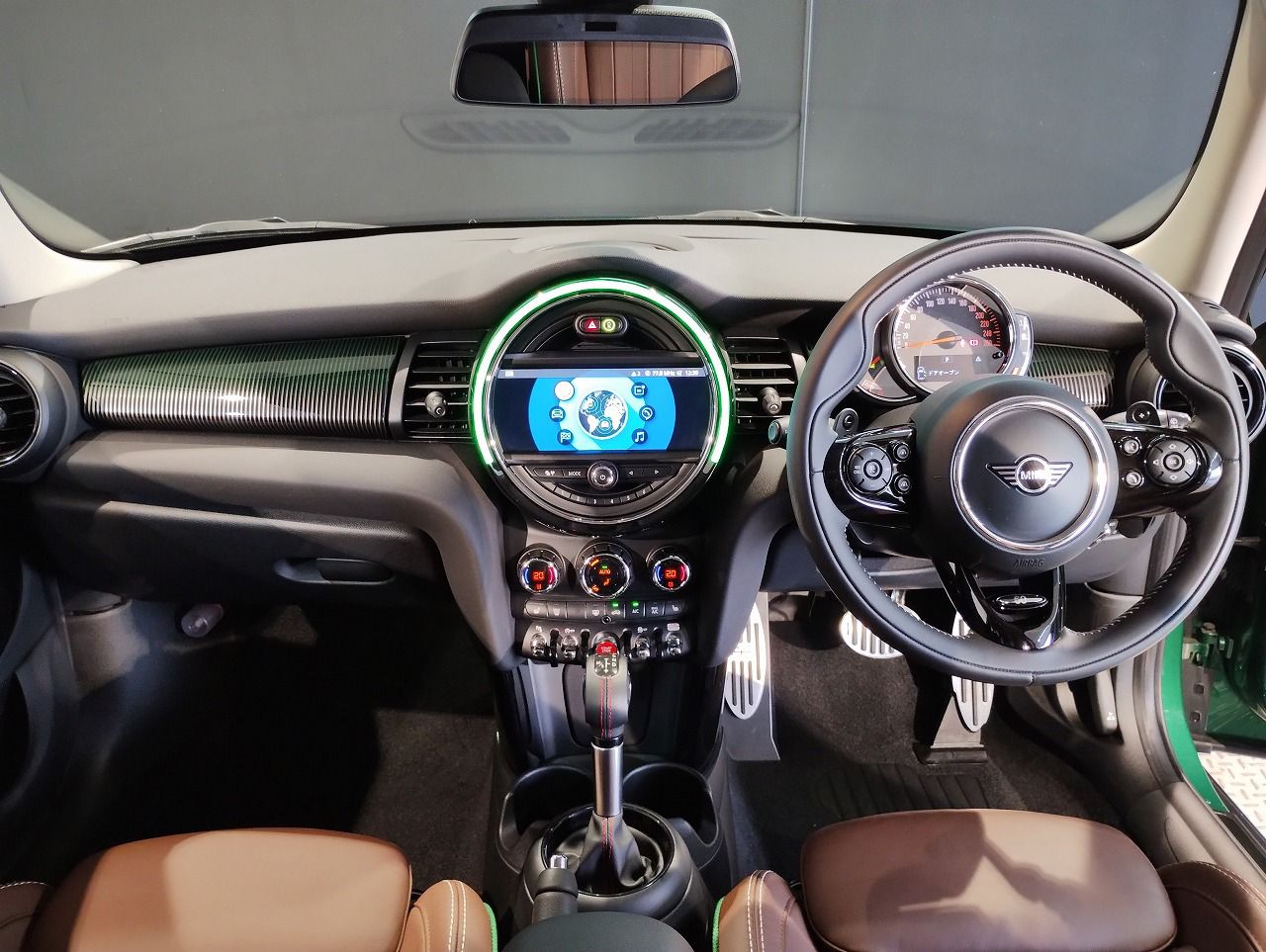 F55 COOPER S D(AT)
