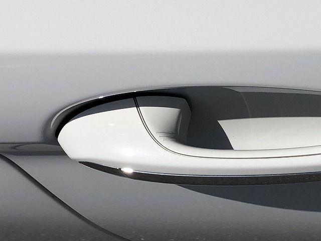 523D