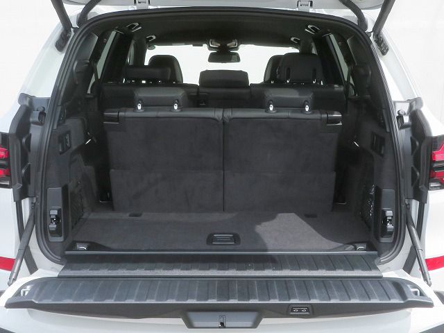 X5 xDrive40d RHD