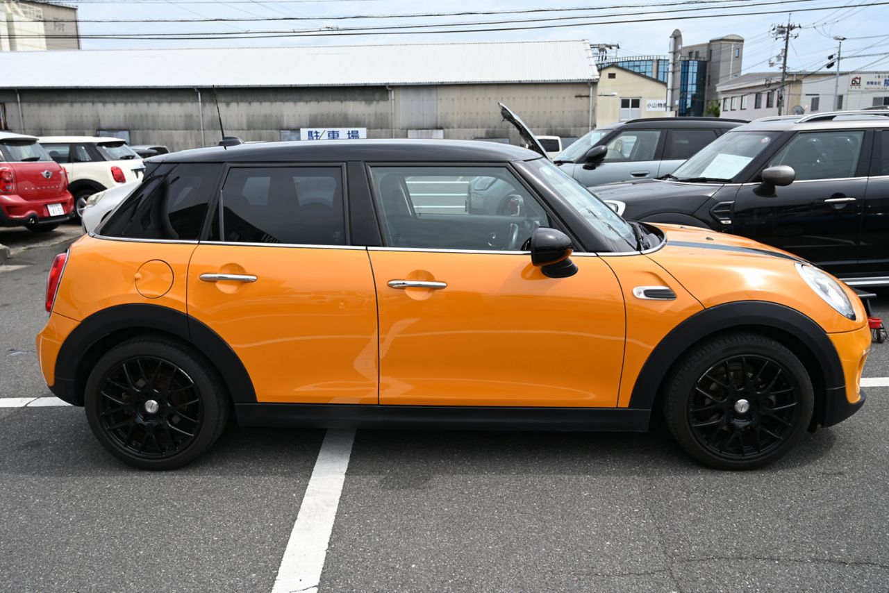 F55 COOPER