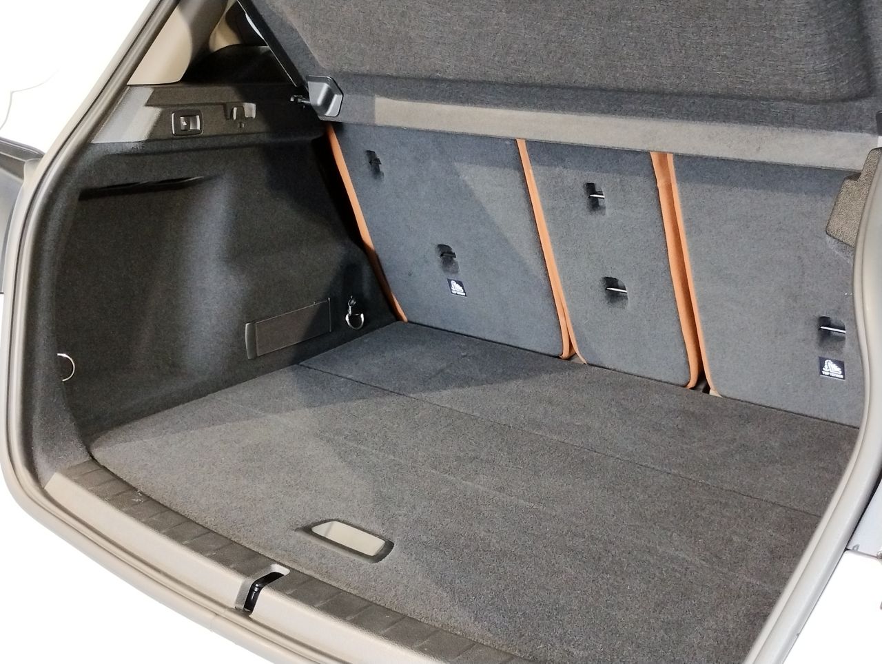 218I ACTIVE TOURER RHD