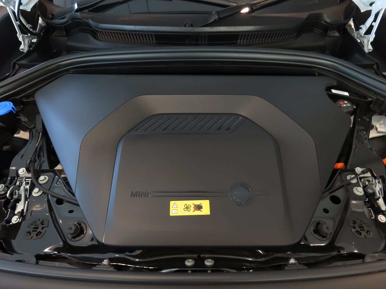 U25 MINI Countryman SE ALL4