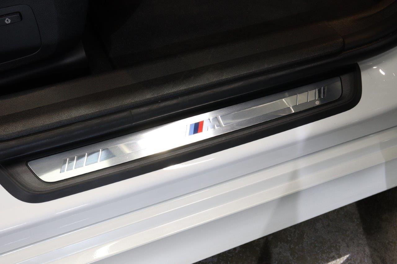 318i Touring RHD