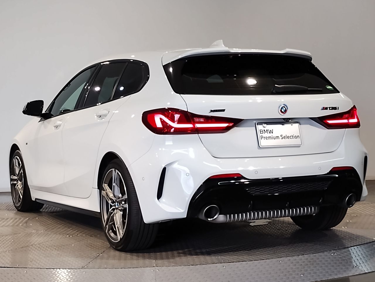 F40 M135i xDrive Sports Hatch 5-door B48 2.0i