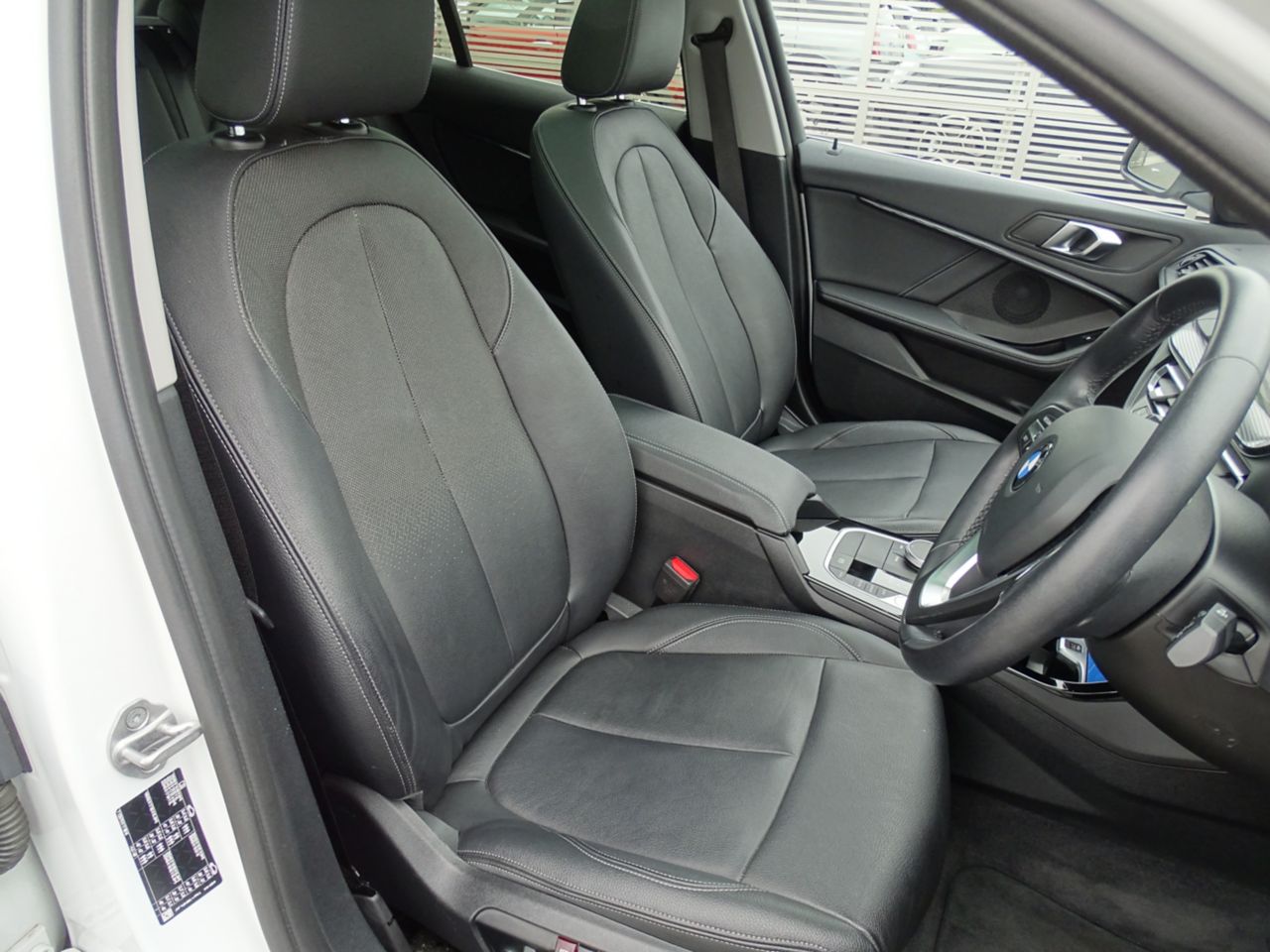 F40 118d Sports Hatch 5-door B47 2.0d