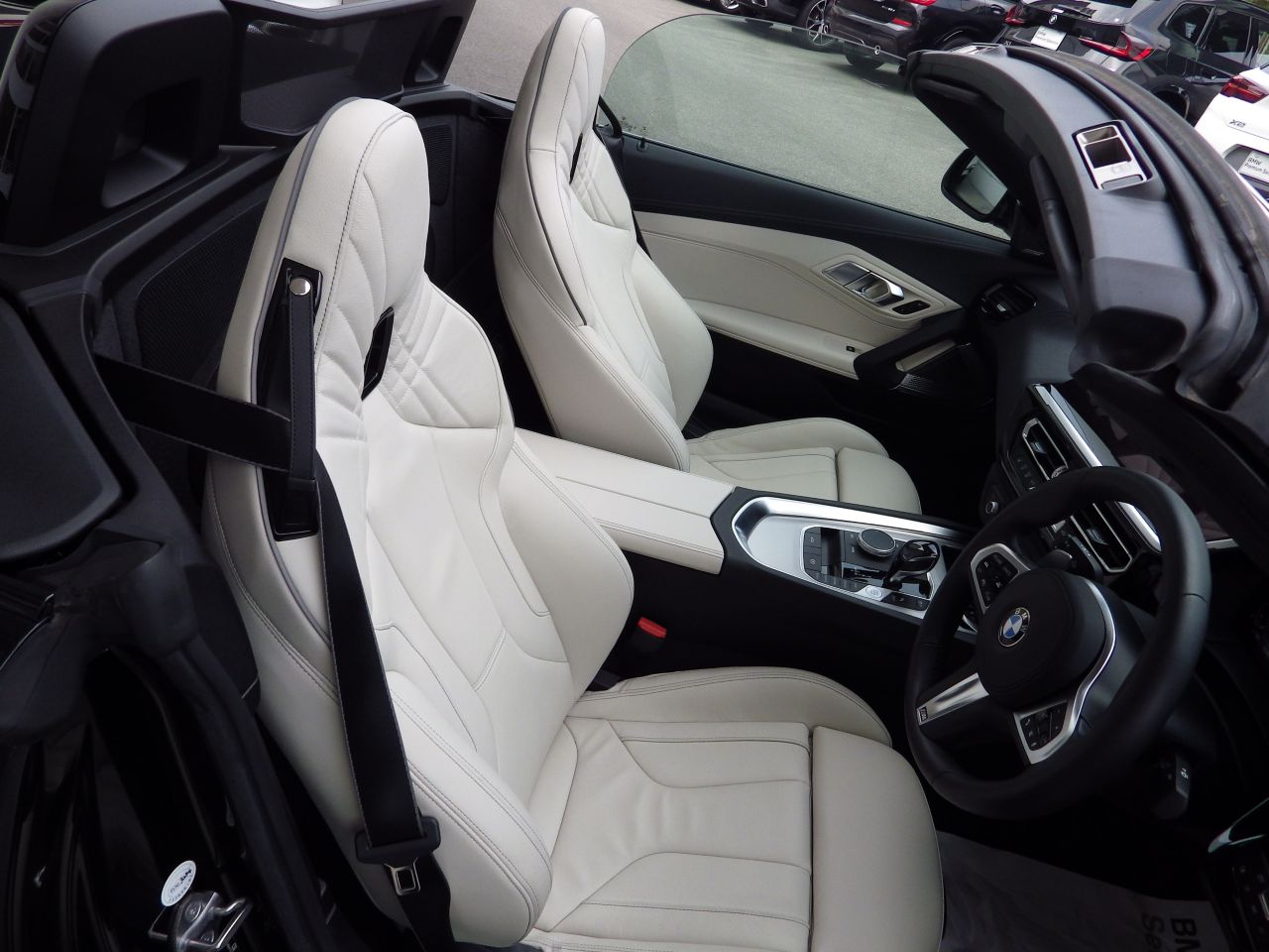 G29 Z4 M40i RHD