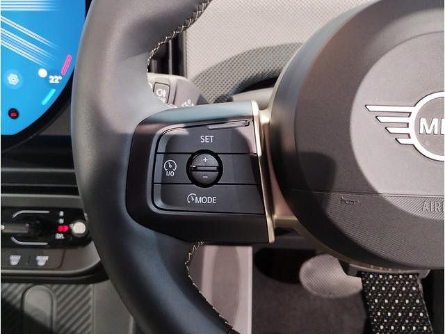F66 MINI Cooper C 3Dr