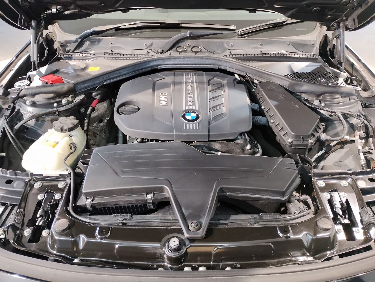 320D BLUEPERFORMANCE TOURING RHD