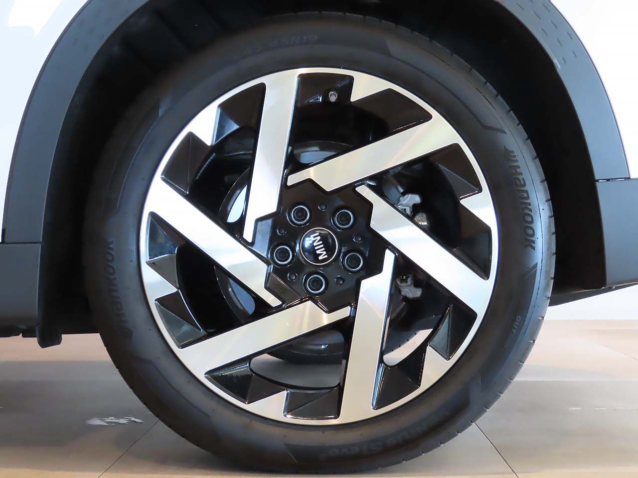 U25 MINI Countryman SE ALL4