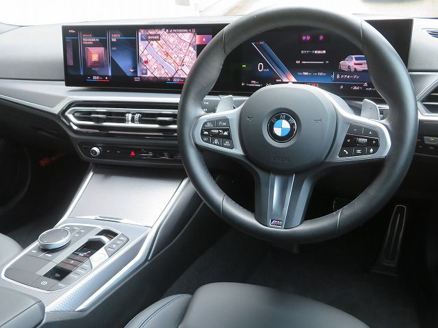 320d xDrive Berline RHD