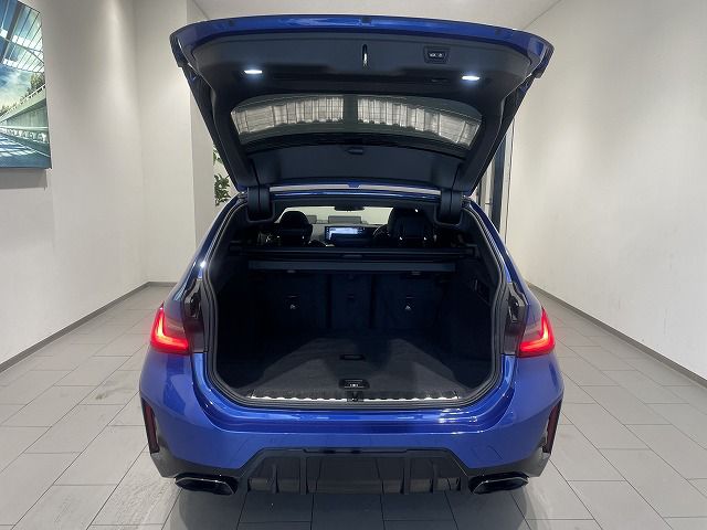 G21 M340i xDrive Touring LCI RHD