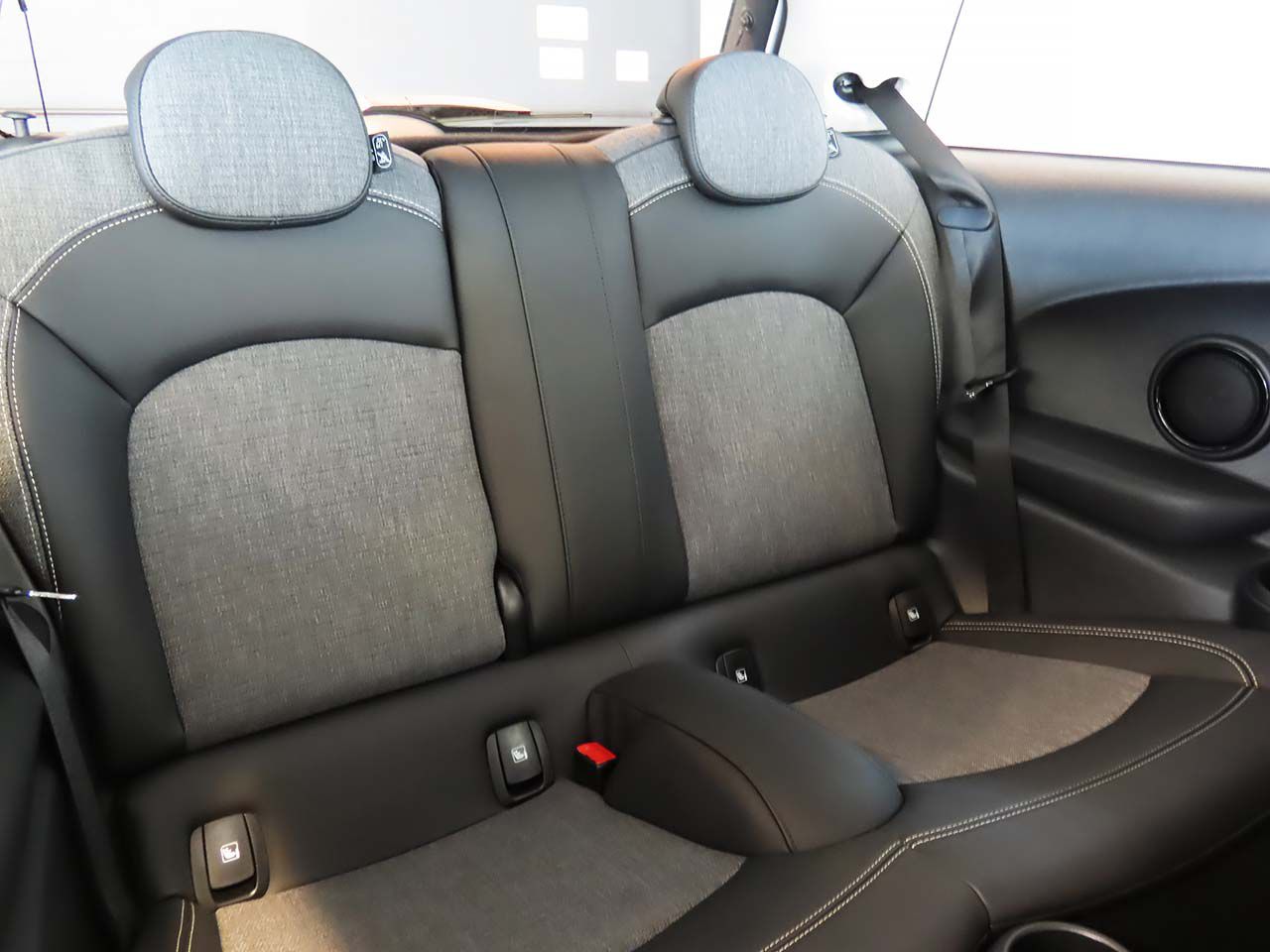MINI Cooper F56 RHD