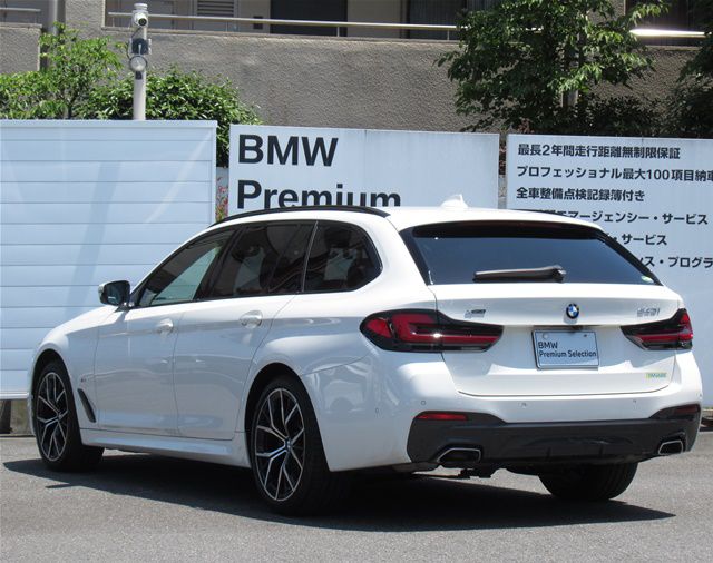 540i xDrive Touring RHD