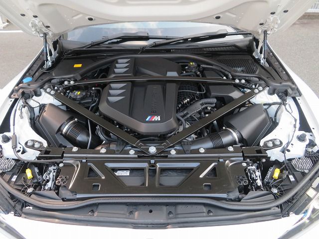 G82 M4 Competition M xDrive Coupe RHD