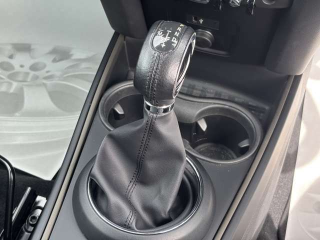 MINI CROSSOVER COOPER D