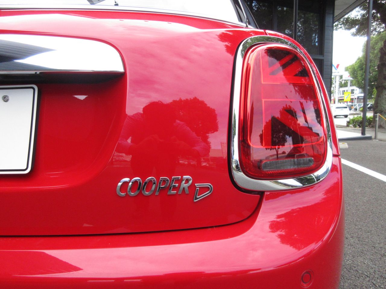 F55 COOPER D (AT)