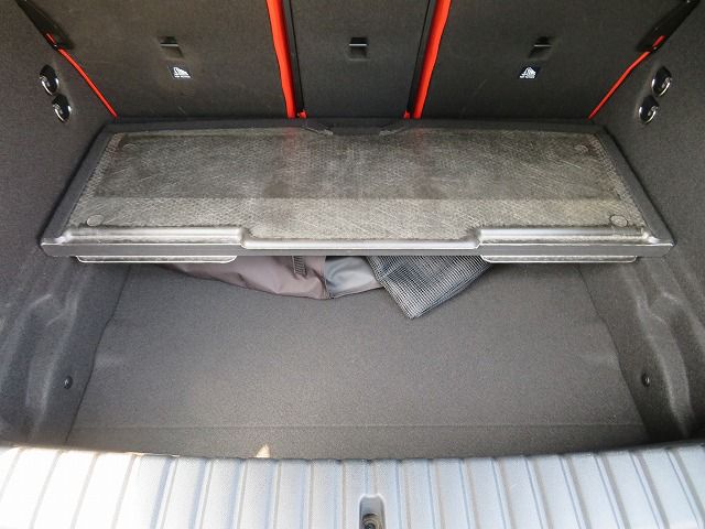 F40 118d Sports Hatch 5-door B47 2.0d