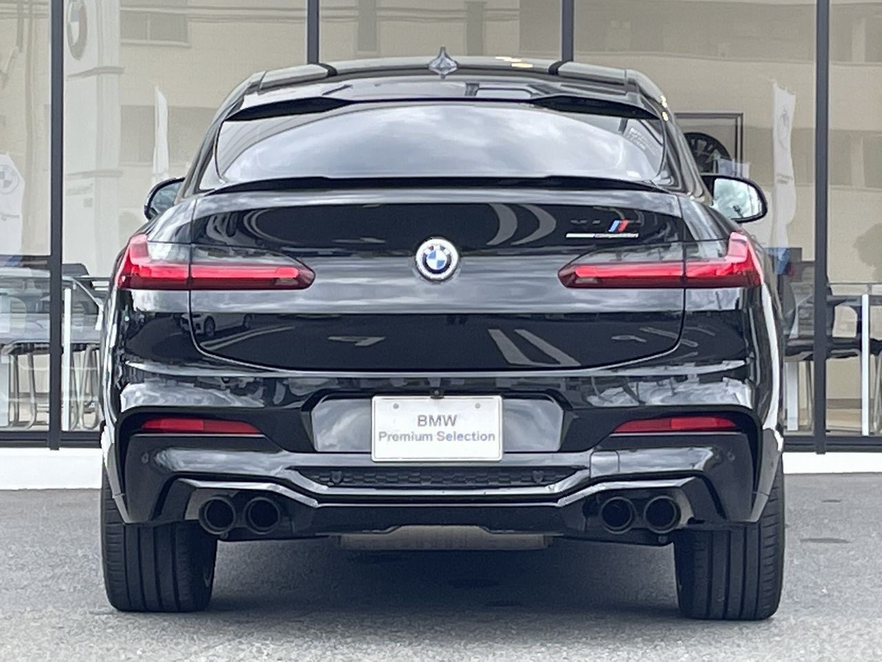 X4 M RHD