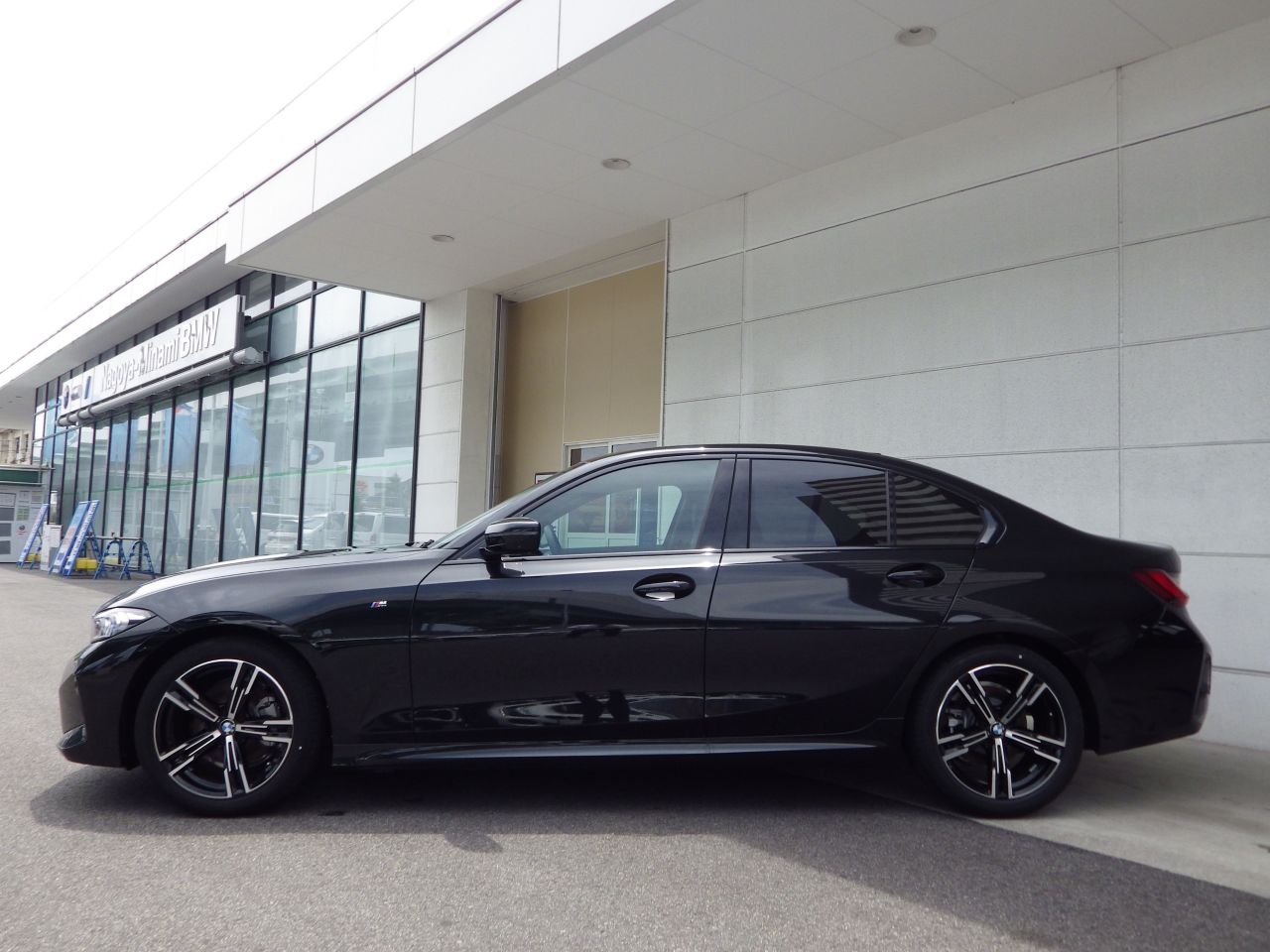 G20 320i Saloon LCI RHD MX
