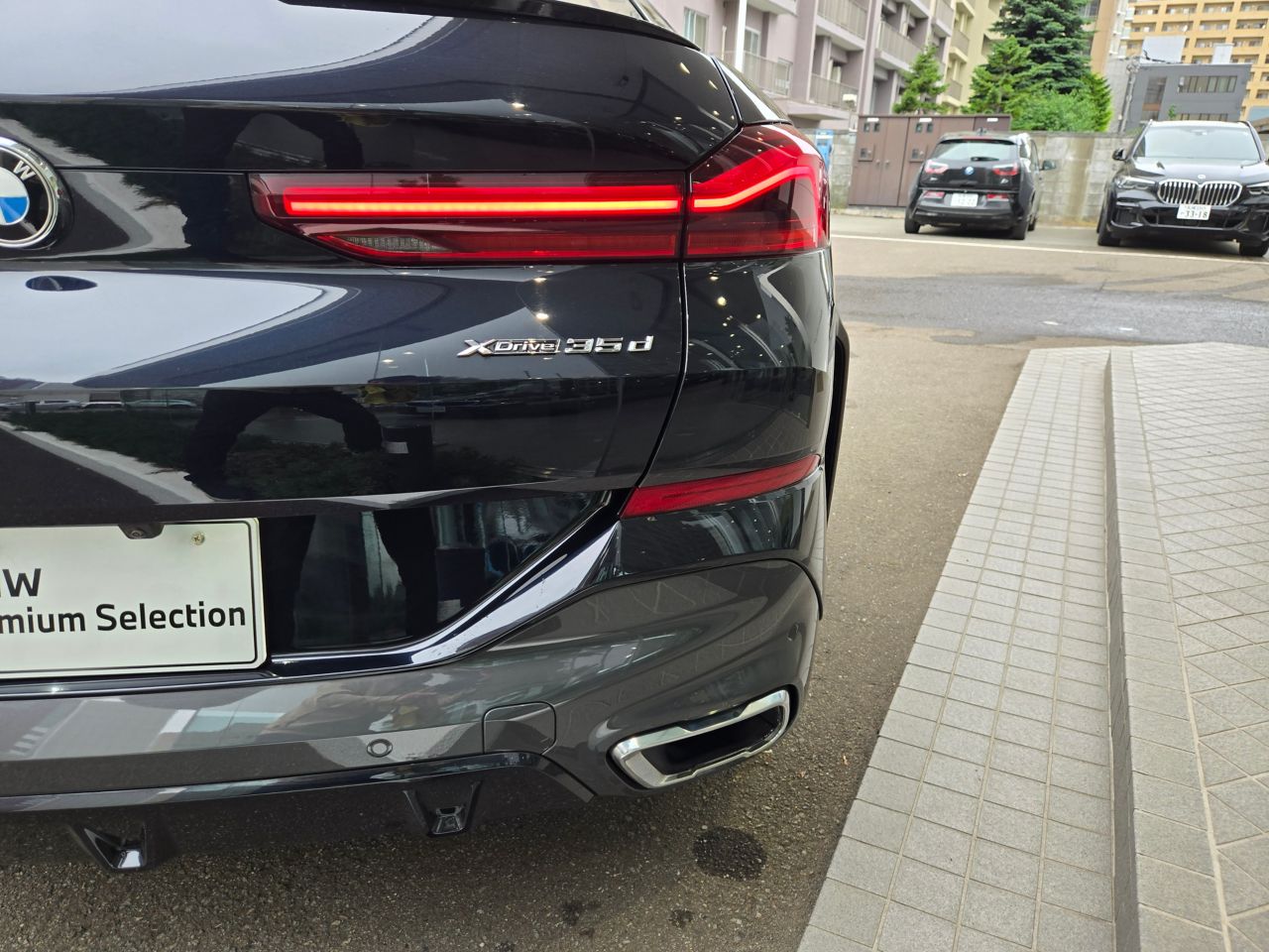 X* xDrive30d RHD