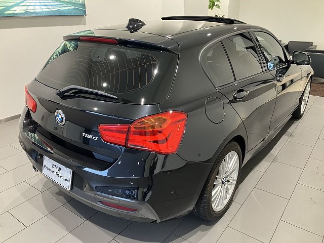 118D 5DOOR RHD