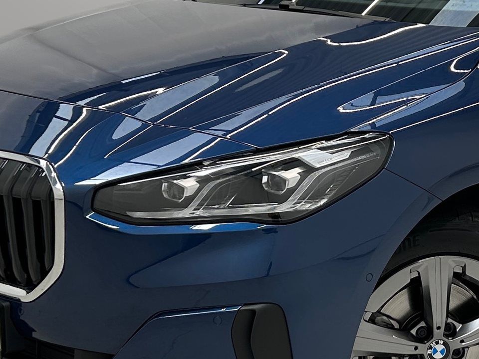 BMW 216