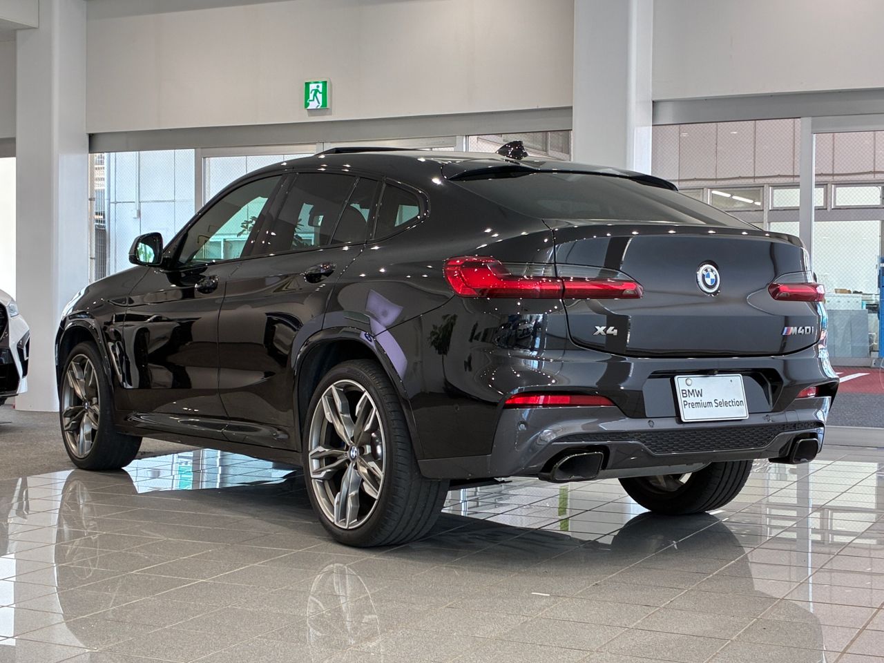 X4 M40i RHD