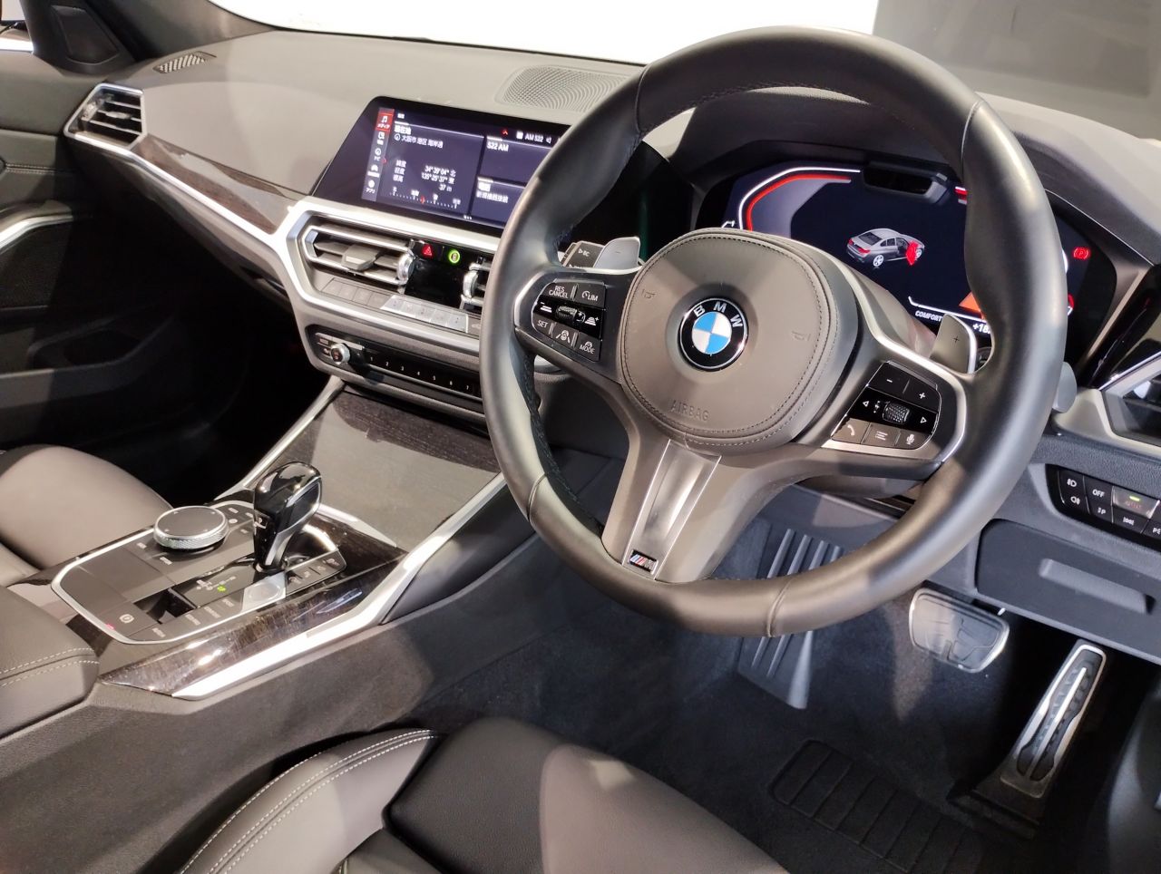 G20 330i Saloon RHD MX