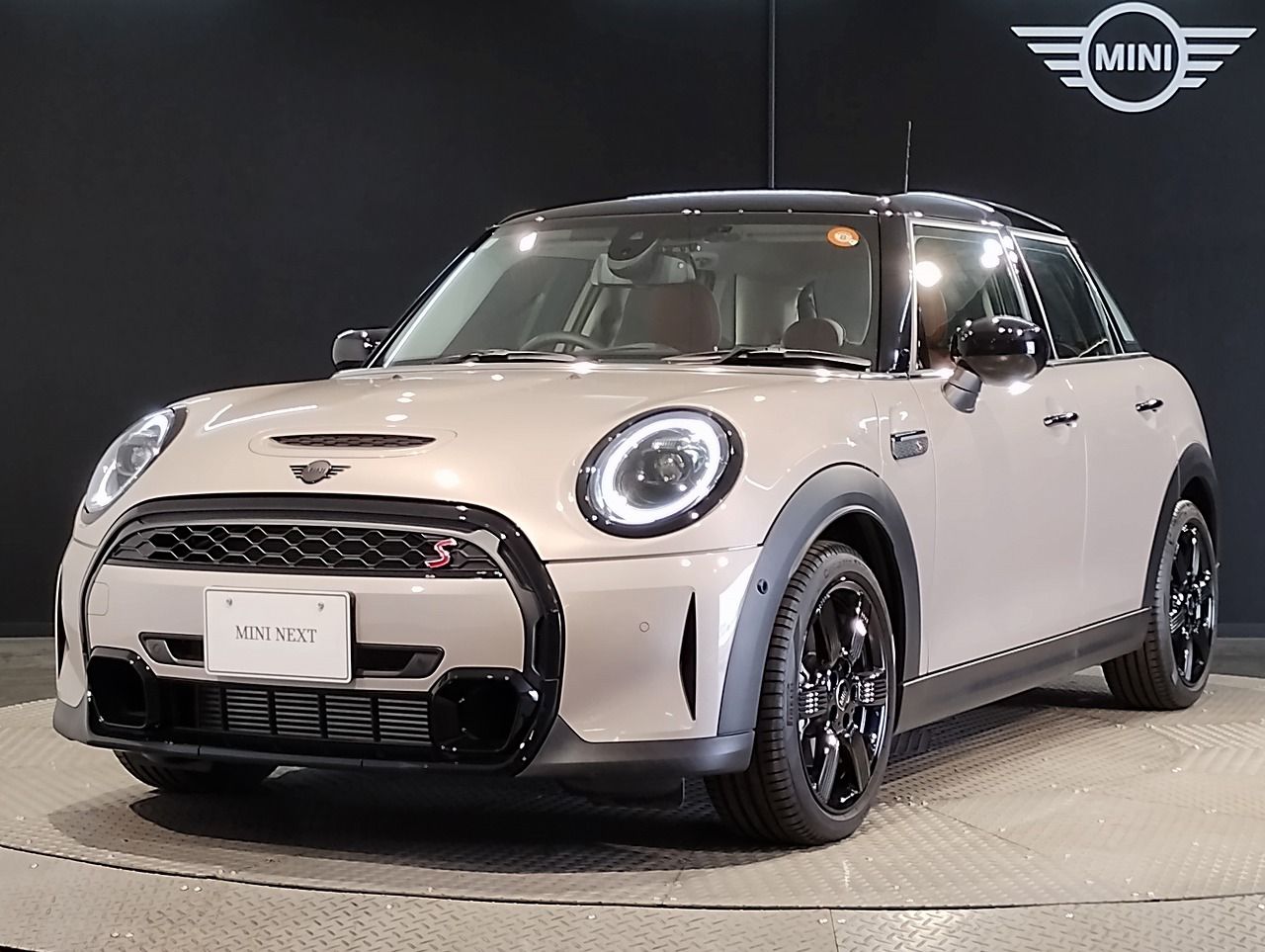MINI COOPER SD 5 DOOR.