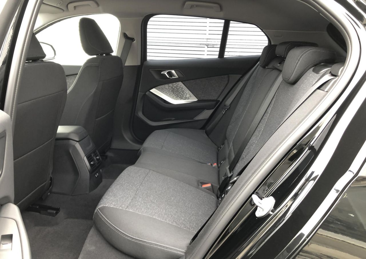 120 Sport Sports Hatch