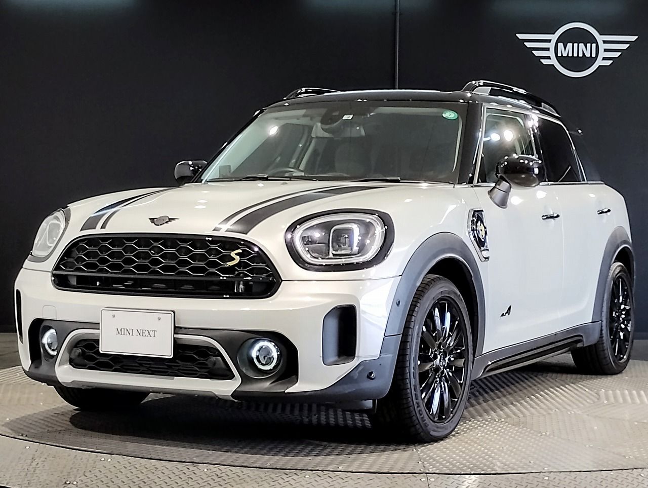 MINI COOPER SE CROSSOVER ALL4.