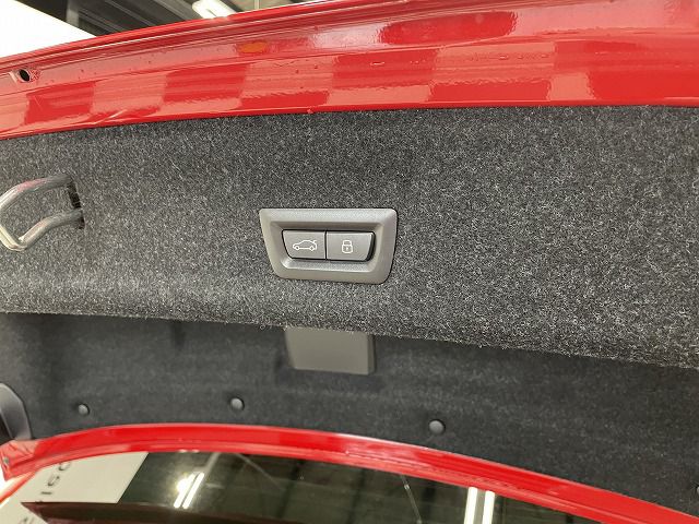 G20 320i Saloon LCI RHD MX