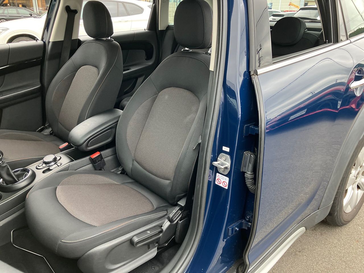 MINI CROSSOVER COOPER D ALL4
