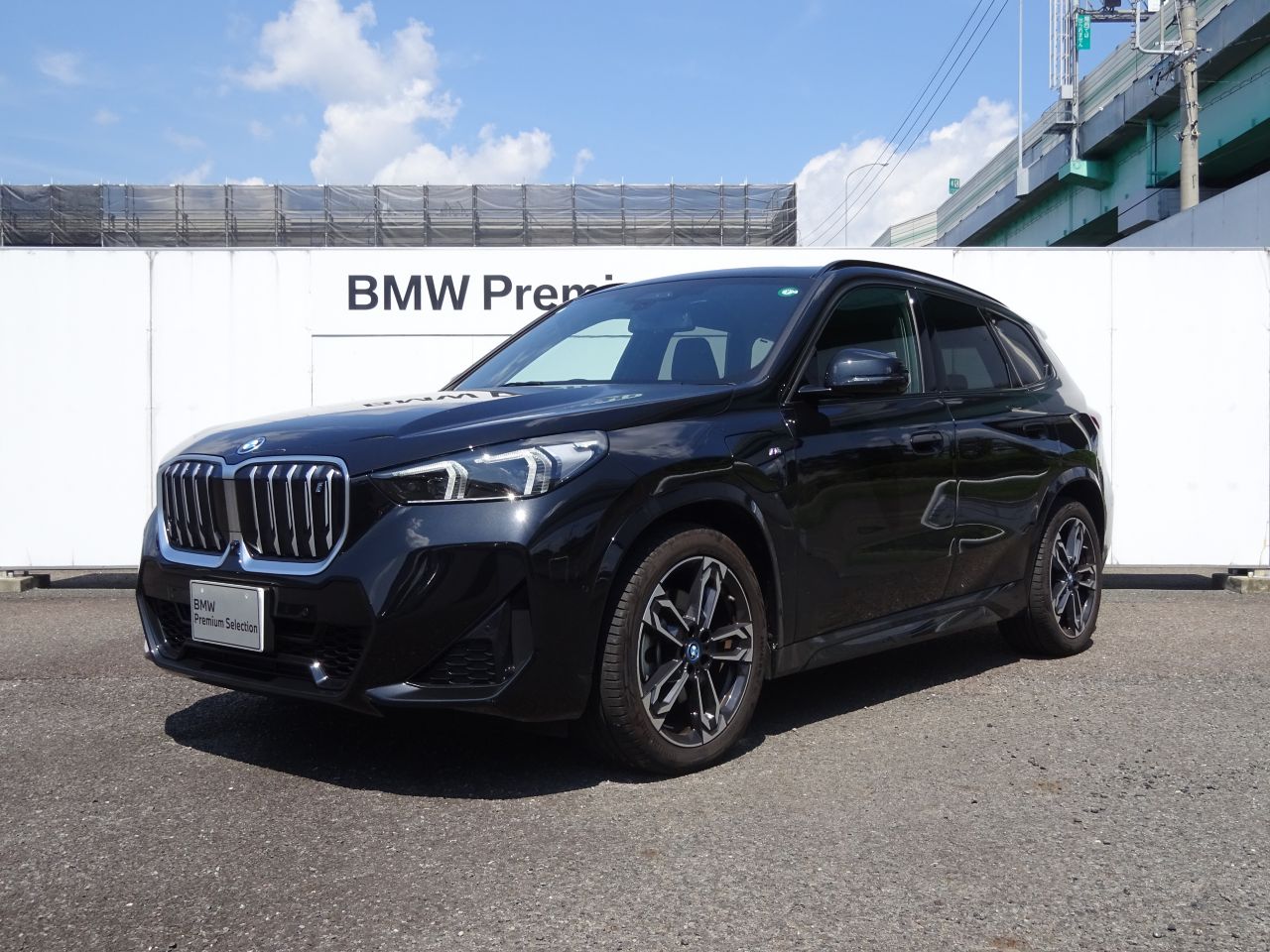 iX1 xDrive30 M Sport