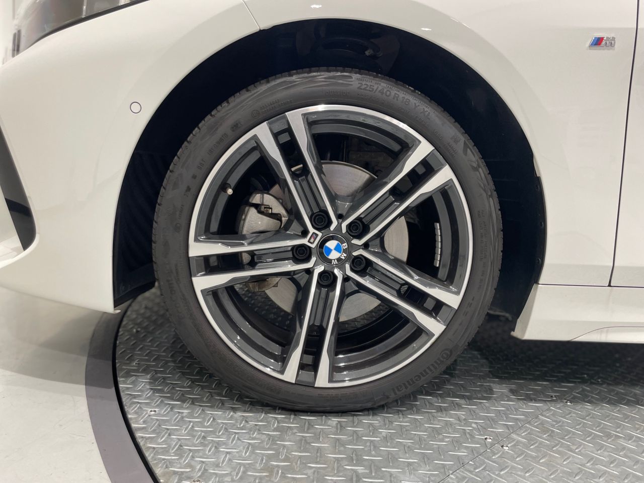 F40 118d Sports Hatch 5-door B47 2.0d