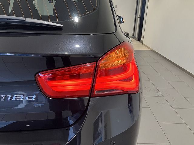 118D 5DOOR RHD