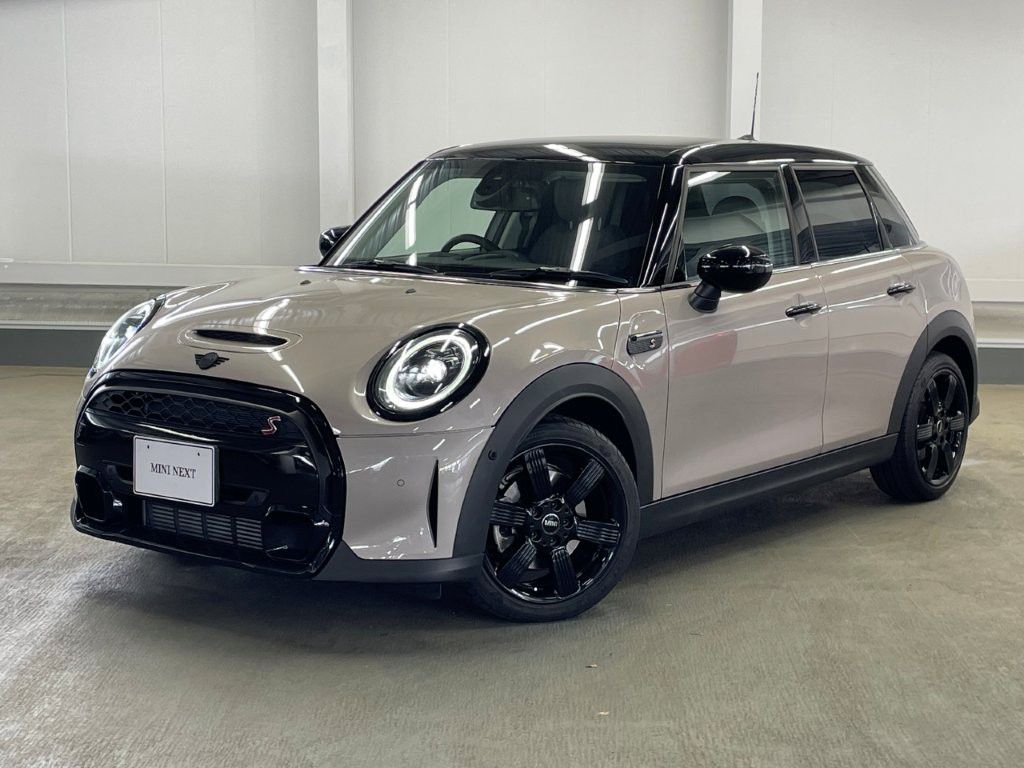 MINI COOPER SD 5 DOOR.