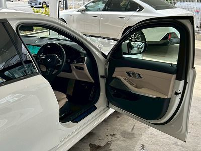 G20 330e Saloon RHD MX