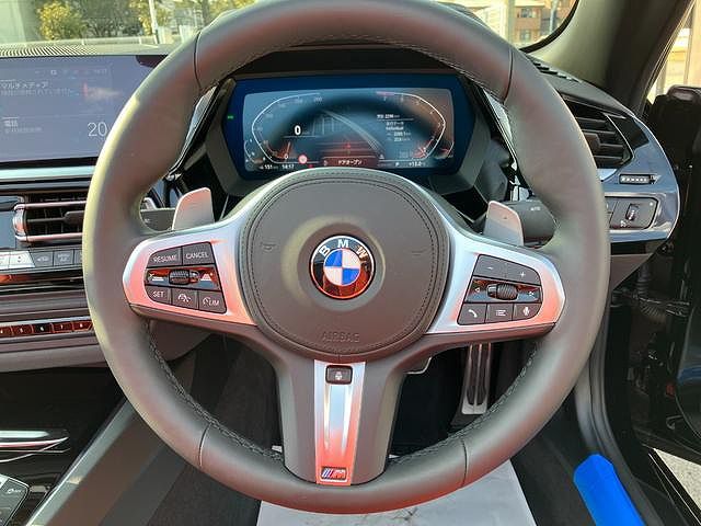 G29 z4 sDrive20i RHD