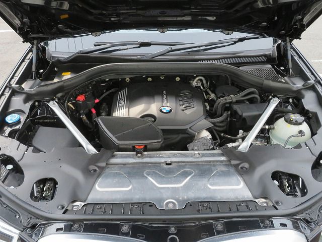 X4 xDrive20d RHD
